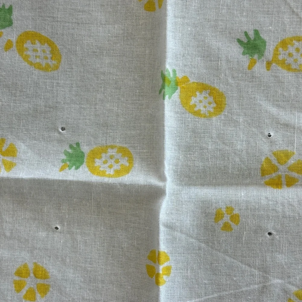 Vintage napkins pineapple print “means welcome “ , set of 8, NWOT